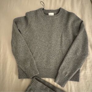 H&M Gray Crew Neck Sweater